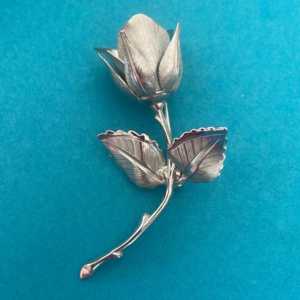 ❤️VTG Giovanni 1960’s silver tone Rose brooch